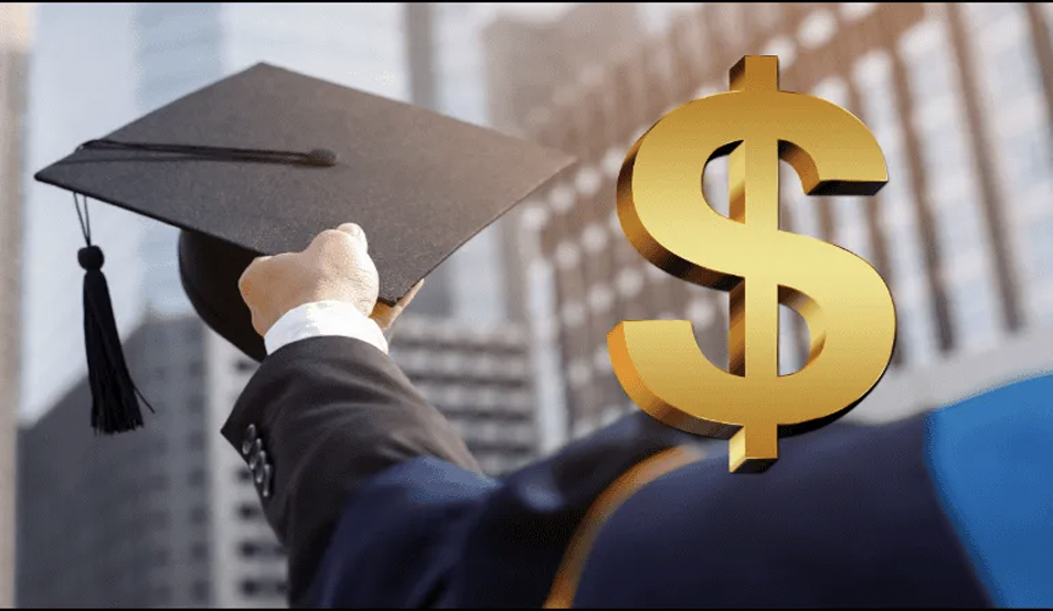 CARRERAS CON MEJORES SALARIOS