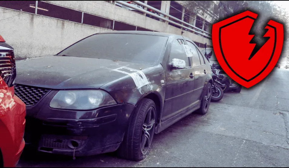 AUTOMOVIL