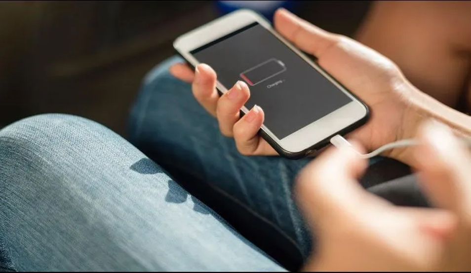 CARGAR CELULAR CON EL MISMO CARGADOR